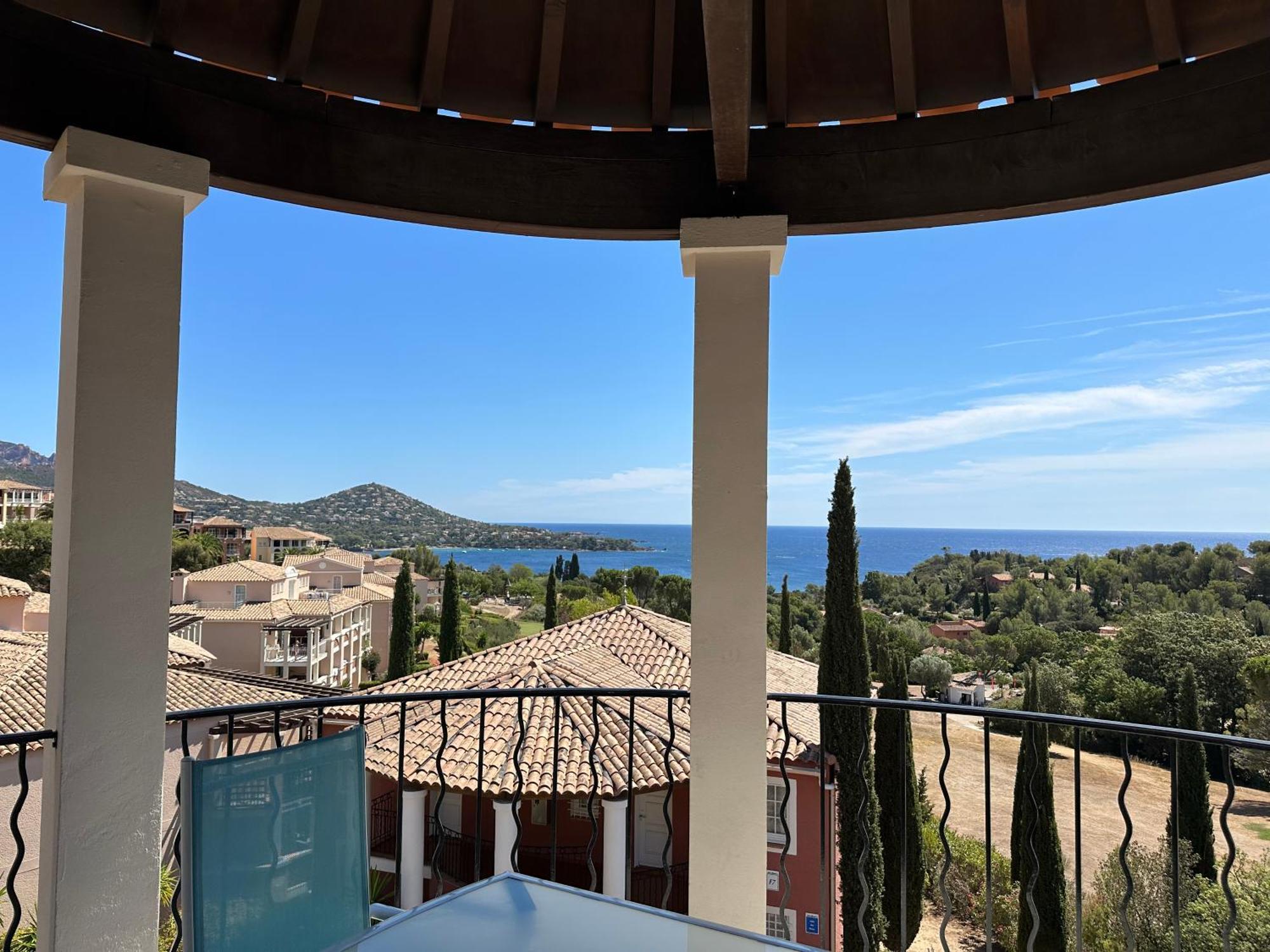 Cap Esterel Vue Mer Et Climatise Сен-Рафаель Екстер'єр фото